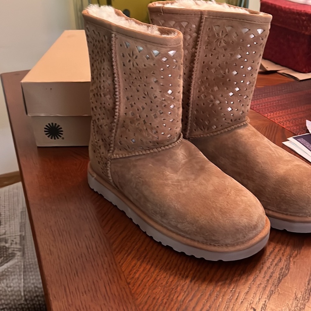 Brand new authentic Uggs